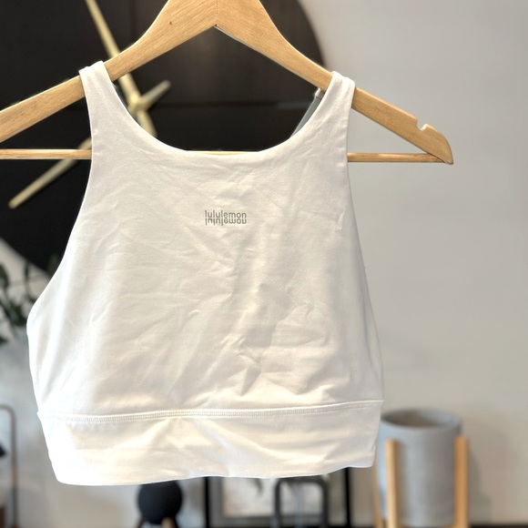 Lululemon Sports Bra - Picture 1 of 3